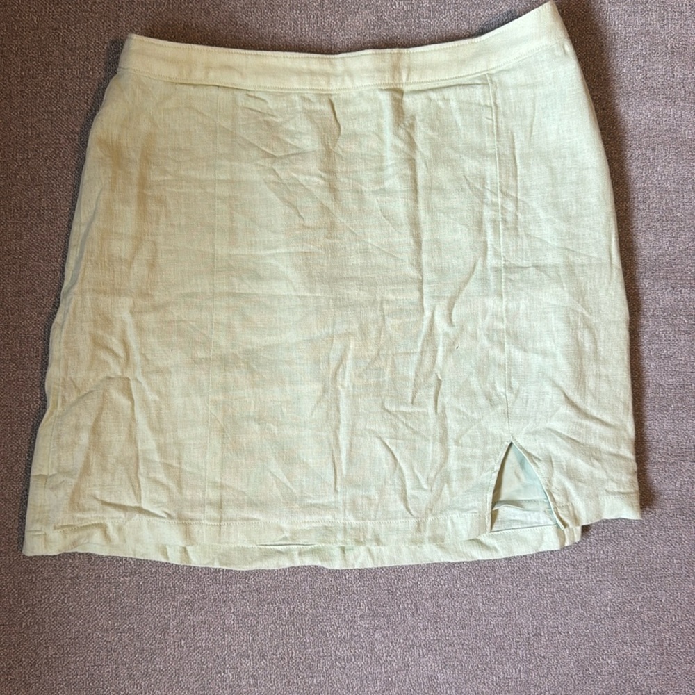 Abercrombie light green mini skirt